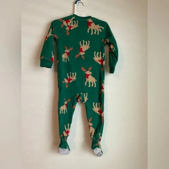 Child of mine by Carters unisex fleece footie green with reindeer pajama size 2T - Picture 3 of 5